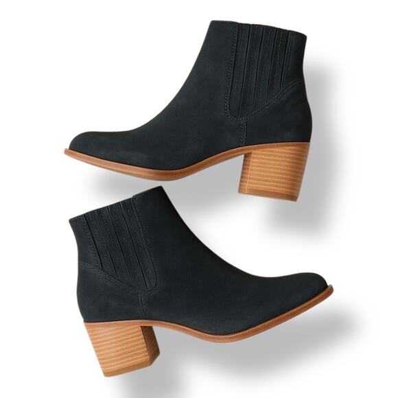 Matt Bernson Black Suede Ankle Boots Stacked Heel Size 8.5 Leather Bootie - Picture 1 of 12